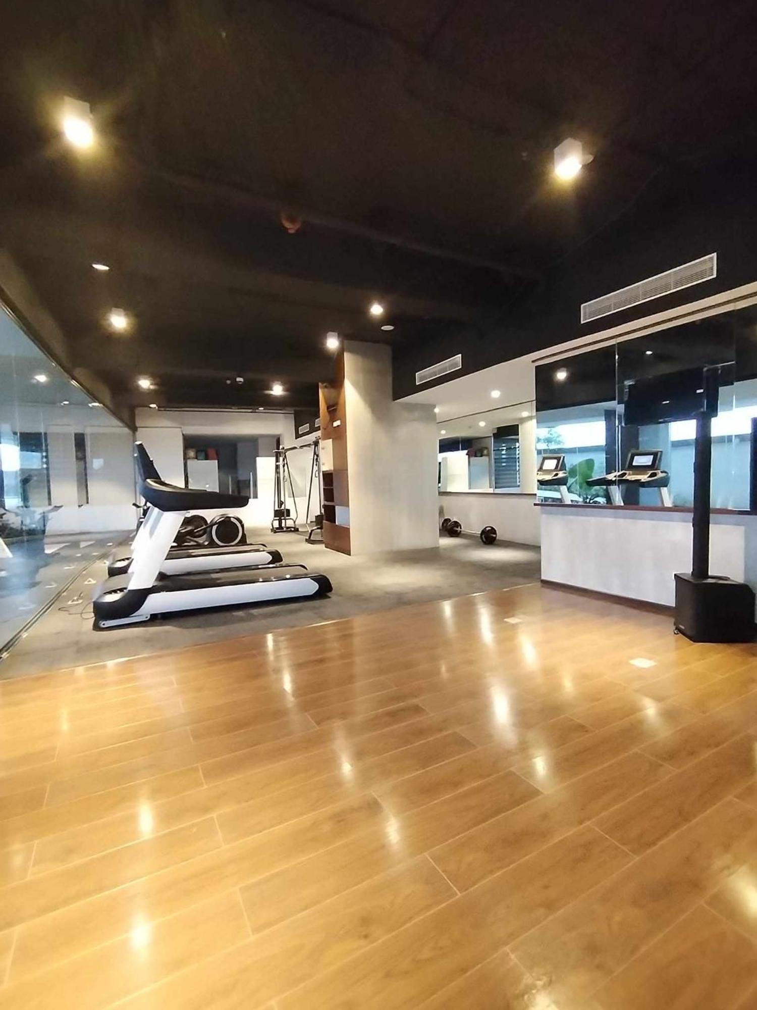 Aeontower Suites&Hotel By Cmc Davao Zewnętrze zdjęcie
